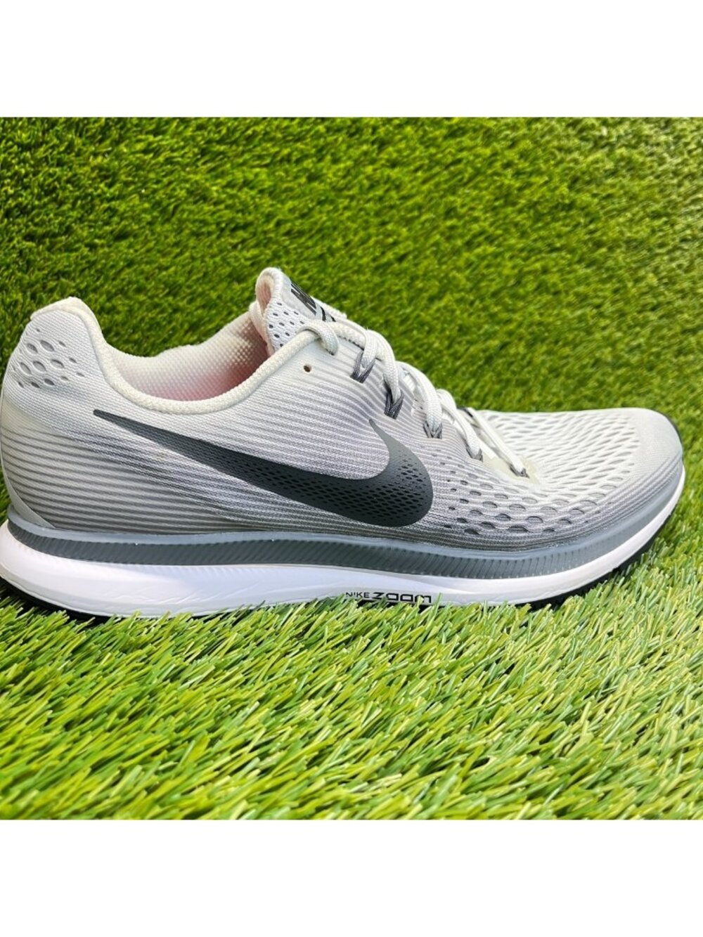 Nike Air Zoom Pegasus 34 Mens Size 11 Gray Black Athletic Running Shoes Sneakers
